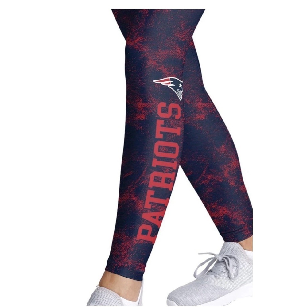 NWT FOCO Women's NFL Ladies Color Cloud Leggings New England Patriots  SZ M